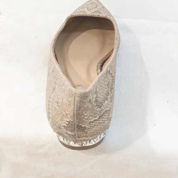 Snake print and jeweled flats - Picture 5 of 13
